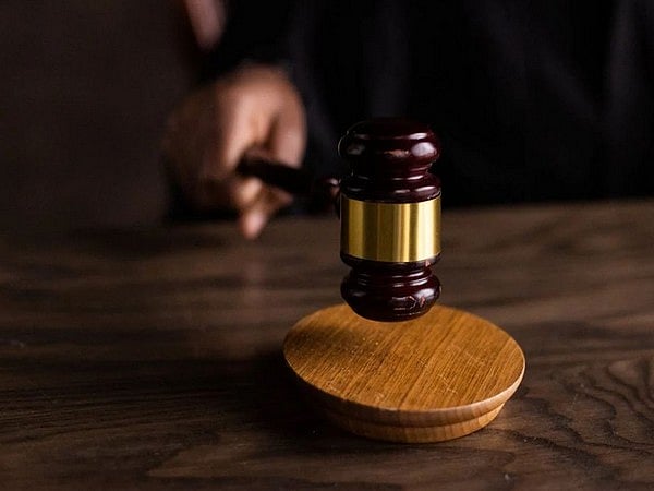 Hyderabad ED books Ex-CPWD engineer, wife for laundering funds