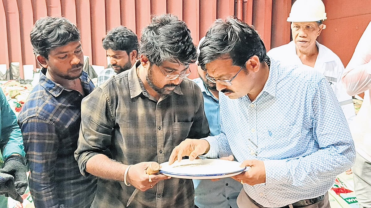 10-member panel begins rice inspection on ship in Andhra