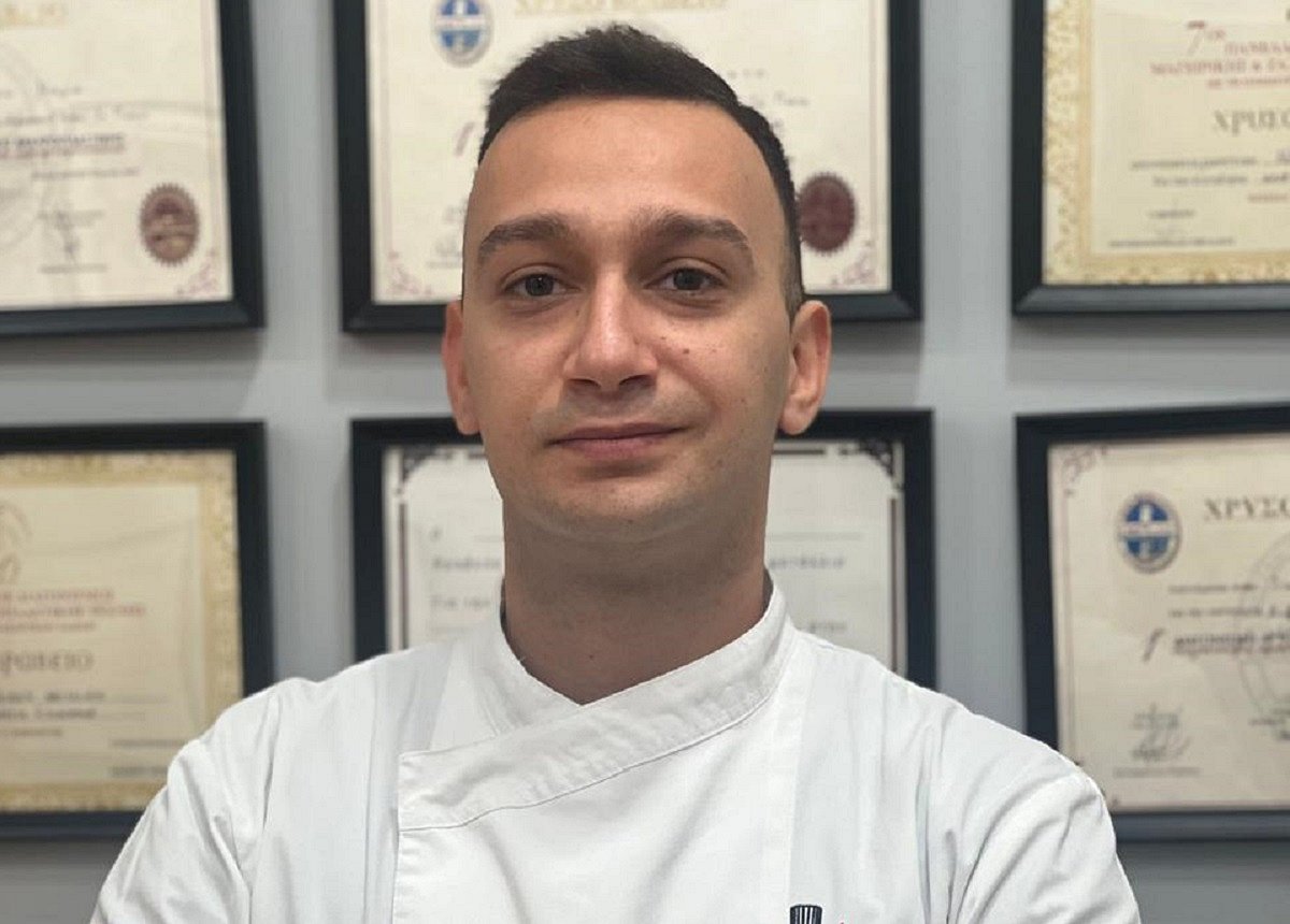 A Greek chef takes you on a culinary journey