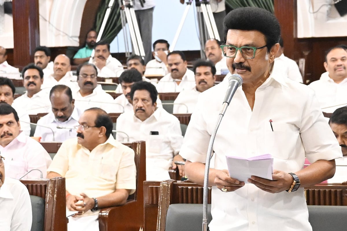 Tamil Nadu Guv Ravi insults position he holds by not reading speech in ...