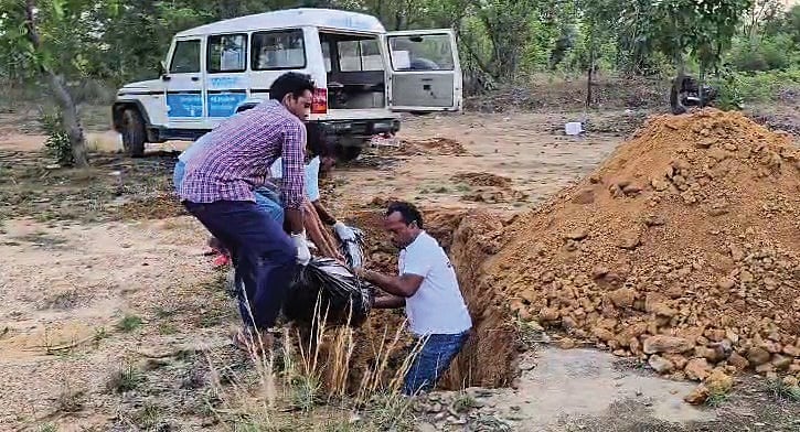 Odisha: Murdered by brother, man denied last rites by kin over inter ...