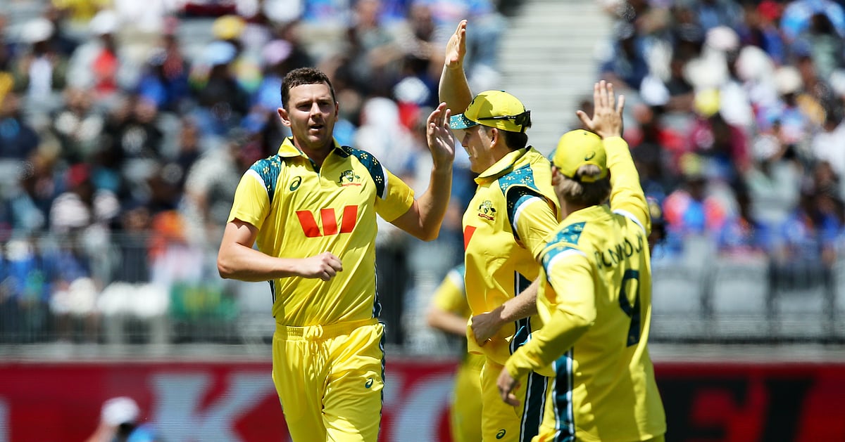 Australia foil RoKo show to etch seven-wicket win over India in first ODI
