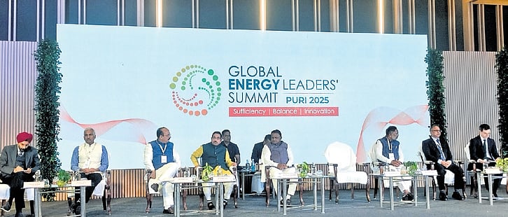 India driving global surge in renewable energy