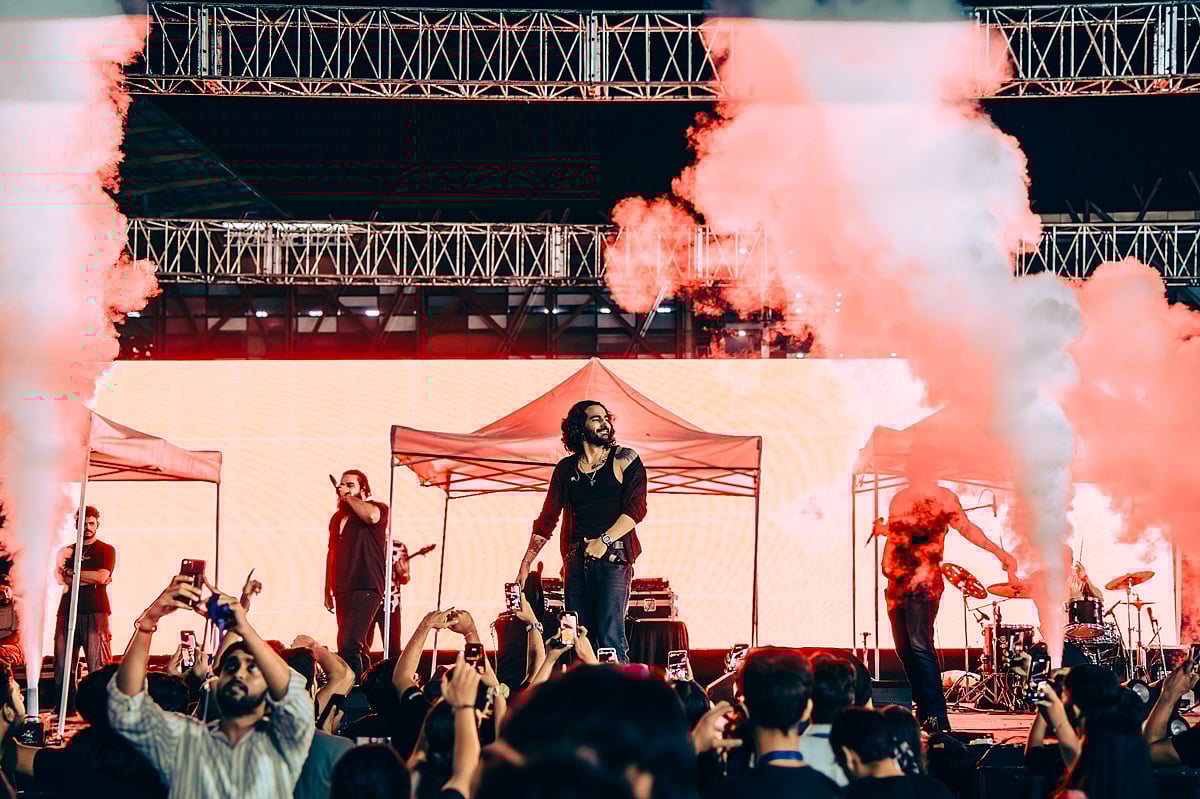 Villain’s One Night in Hyderabad