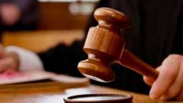 Day after SC bail to riots conspiracy accused, Delhi court in rare ...