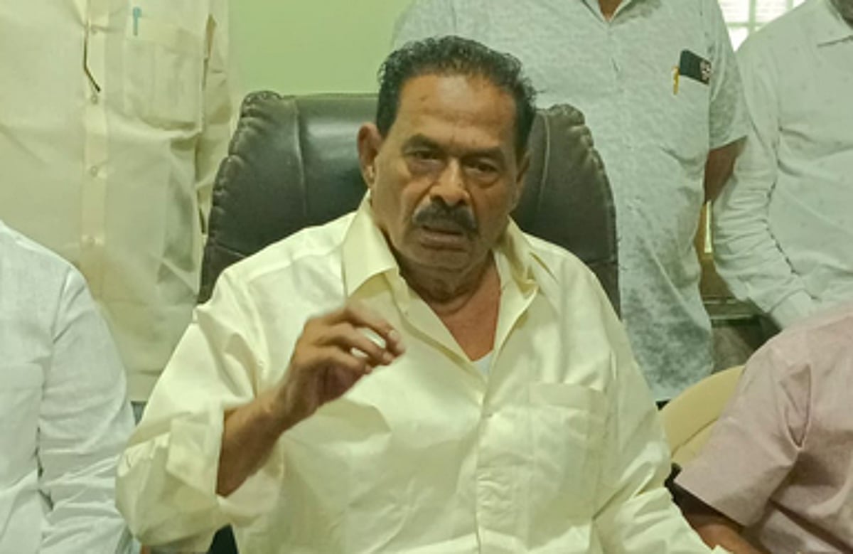 Siva Reddy Father Veera Siva Reddy to join BJP in February