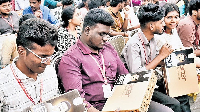 6.75 lakh students got free laptops; Rs 8,505 cr allocated to higher ...