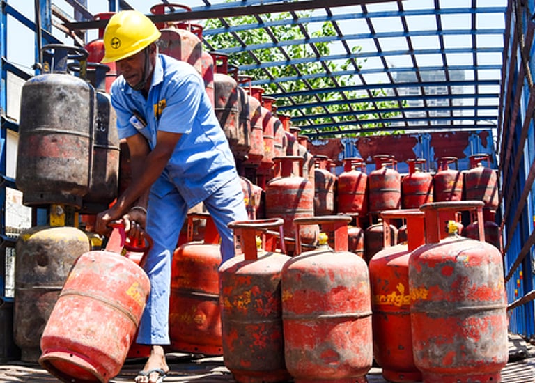 No shortage of LPG, petrol in Andhra: Civil supplies Director