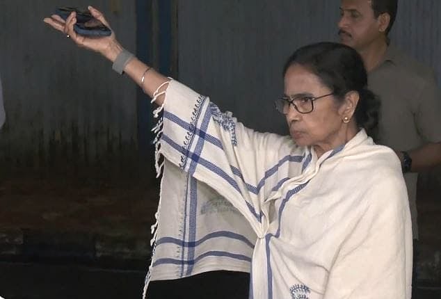 Suvendu Adhikari Claims Mamata 'Under Surveillance' Amid Bengal Poll Strongroom Row | Quick Digest